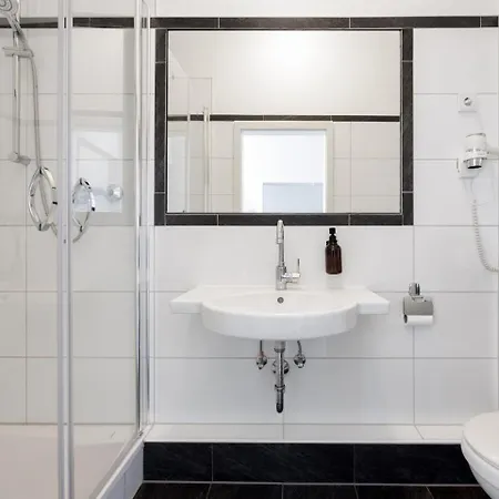 Arbio I Sunny Lägenhetshotell 3*